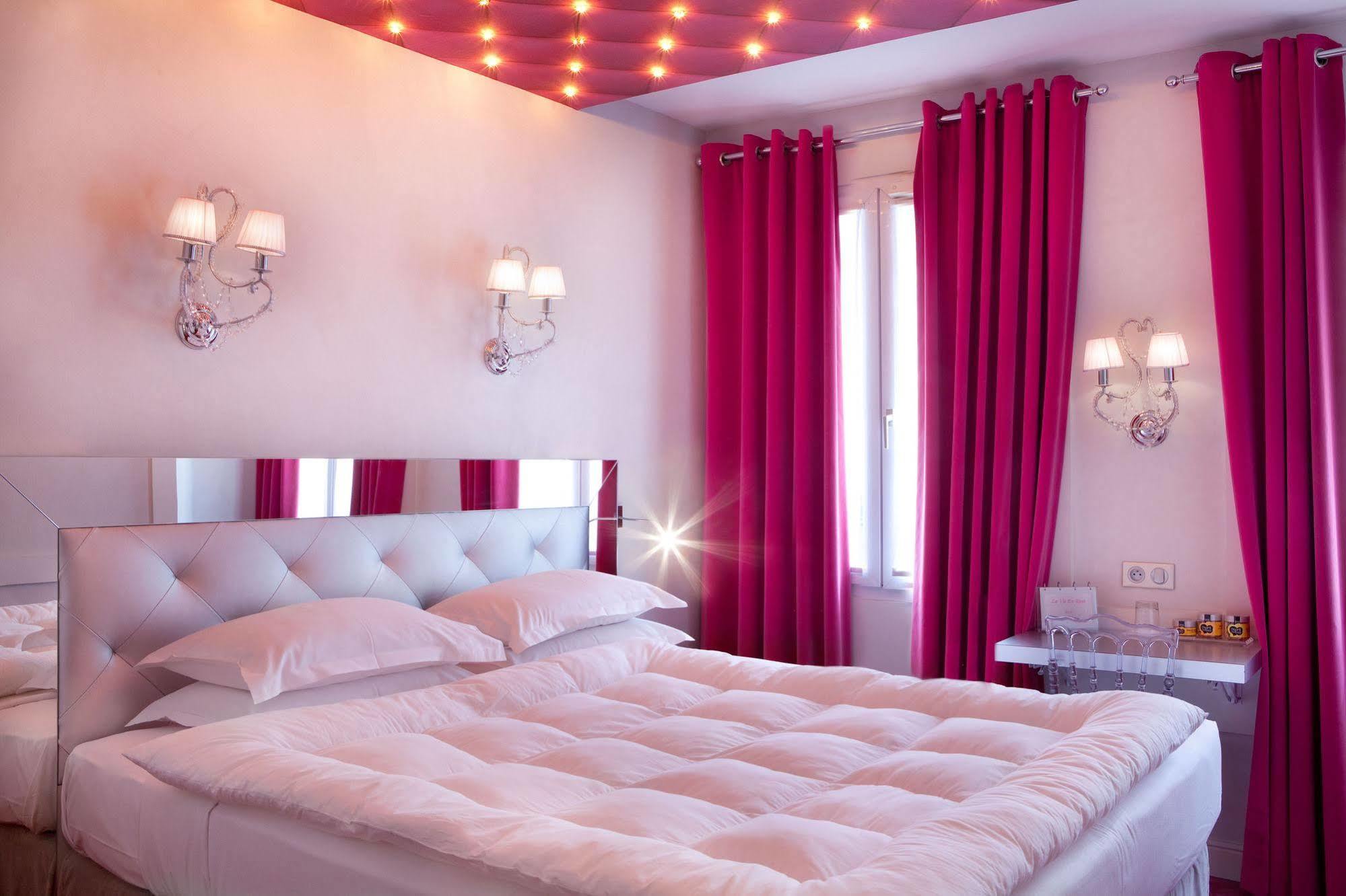 โฮเต็ล เลอ เพทิท เมดเดอเลนน์ Hotel ปารีส ภายนอก รูปภาพ